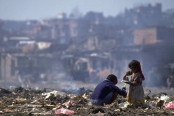 ضرورت توجه به نقش سازمان‌های مردمی در مقابله با فقر کودکان